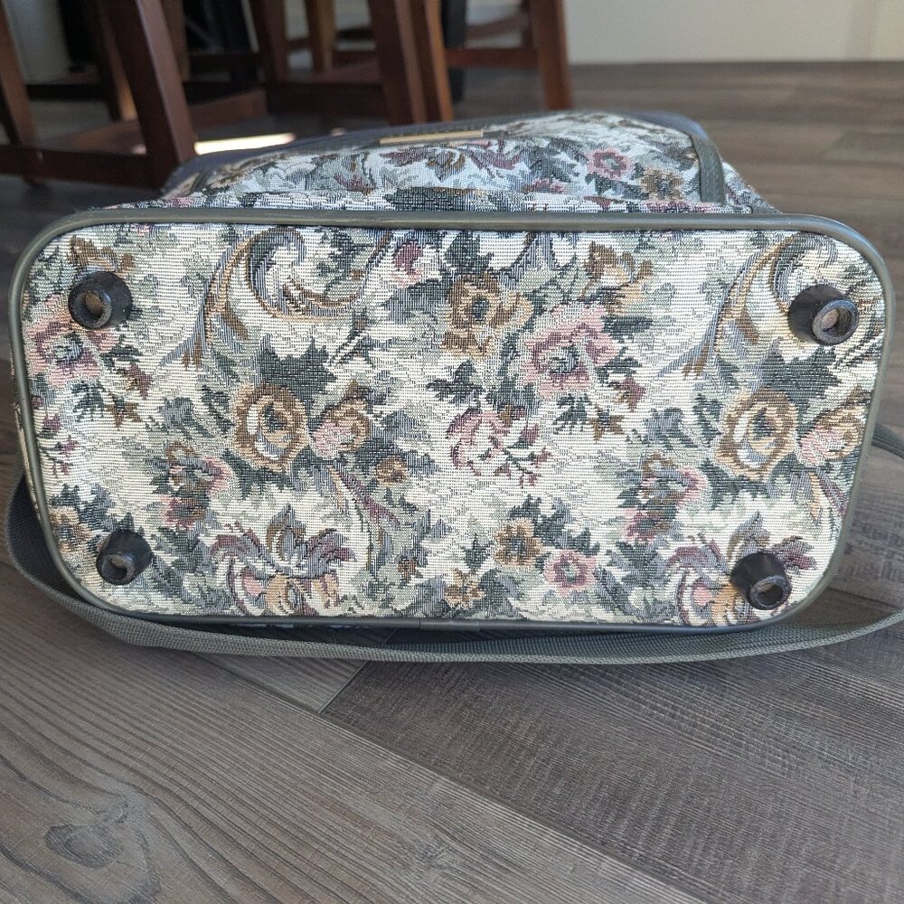 Galleria Vintage Floral Tapestry Makeup Case Travel Bag Tote Shoulder Strap - Picture 9 of 16